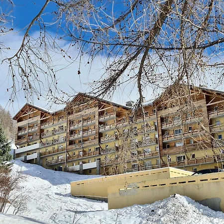 Appartement Grand Meublé La Foux D’allos T3 6 à 8 Personnes Allos